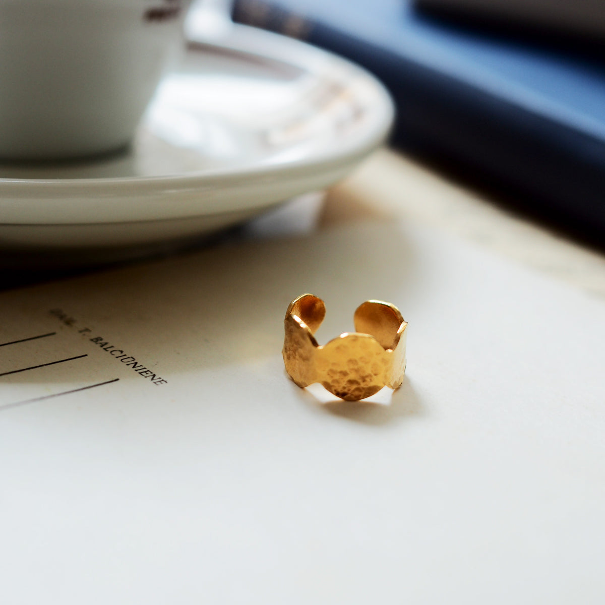 Maru Maru Ear Cuff