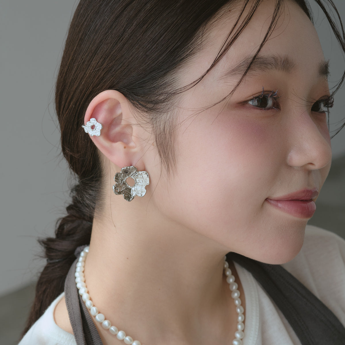 Mini Poppy Ear Cuff