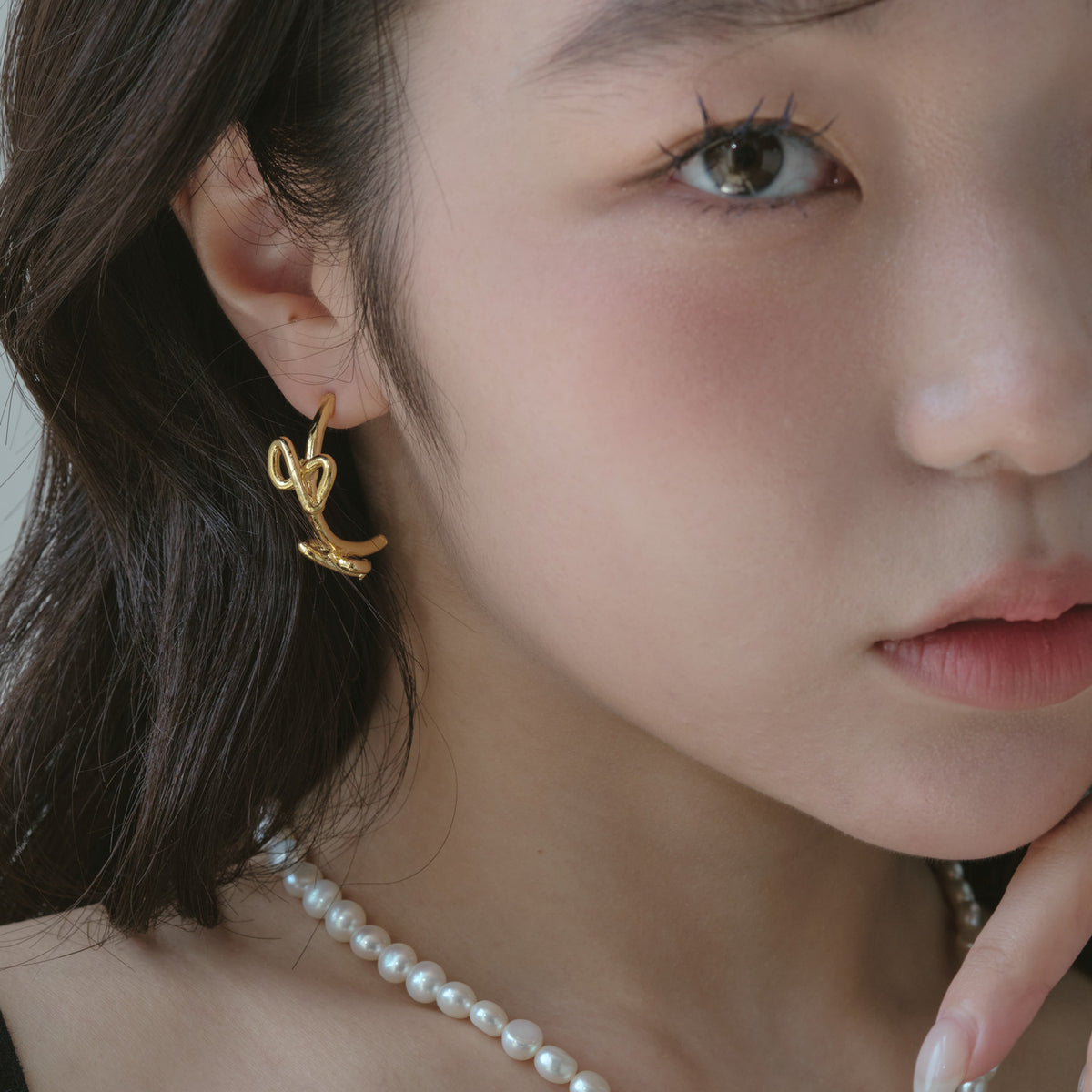 Ribboned Infinity Pierce / Earrings