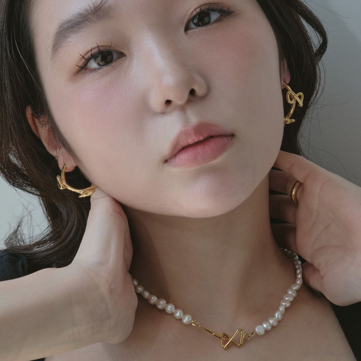 Ribboned Infinity Pierce / Earrings