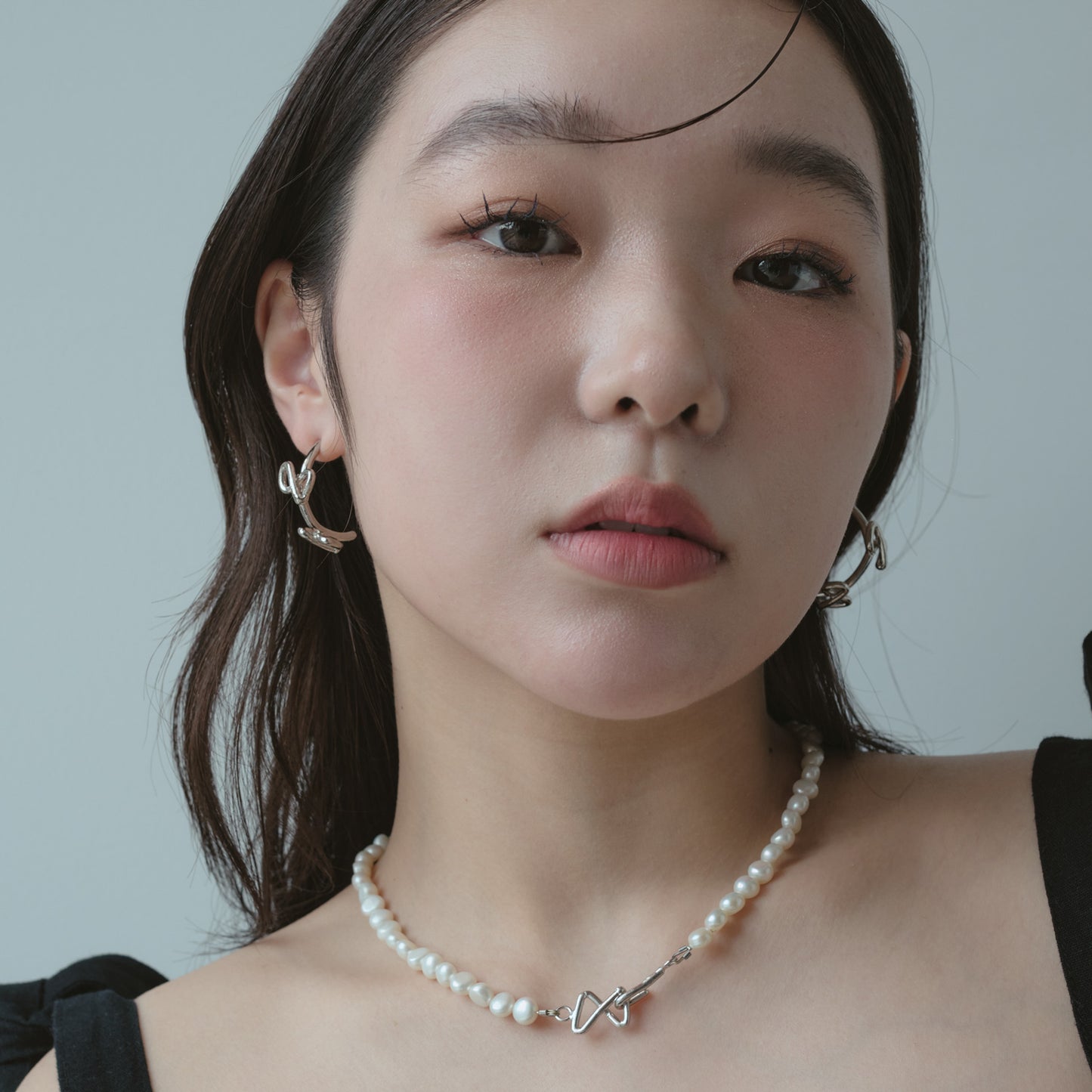 Ribboned Infinity Pierce / Earrings